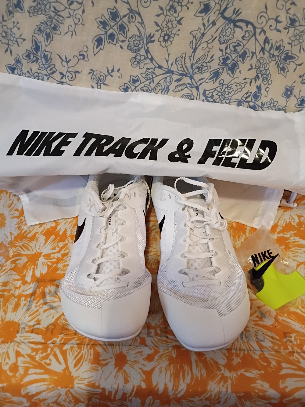Nike Rival Multi Track & Field Running Spikes White/Black w/ Bag, Spikes & Tool
